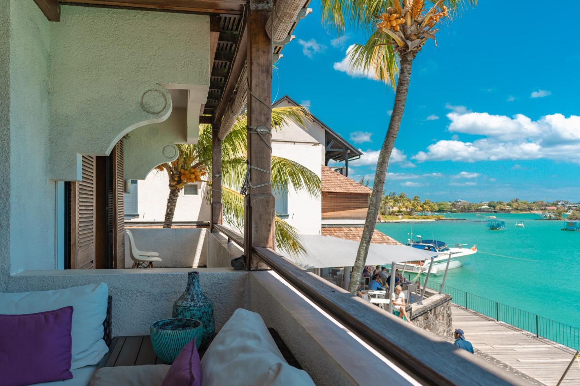 Beachfront Luxurious Stunning Sunset Boulevard Apartment, Grand Baie Exterior foto